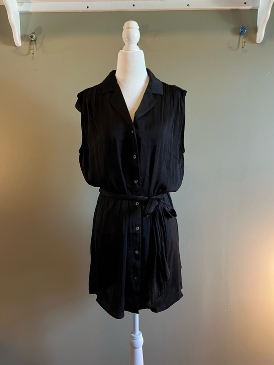 Maison D’Amelie Dresses & Skirts - Madison D’Amelie Sleeveless Button-Front Midi Dress with Tie Waist - Black